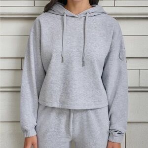 Calvin Klein Jeans Light Gray Cropped Hoodie